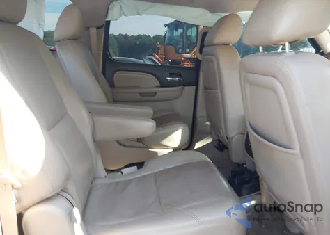 2013 GMC Yukon Xl 1500 Denali z USA, uszkodzony, nr VIN 1GKS1MEF0DR145751